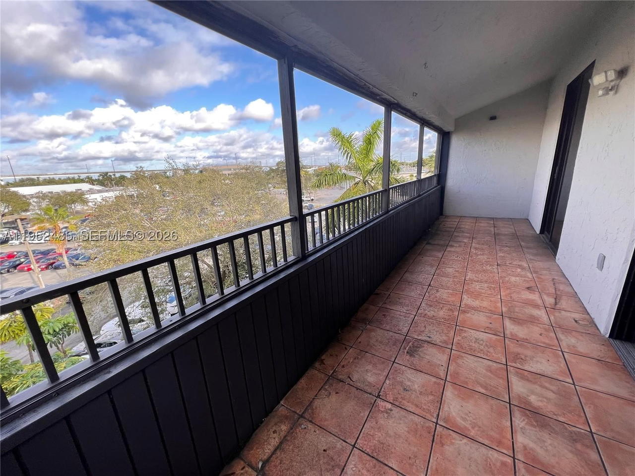 Real estate property located at 16220 2nd Ave #511, Miami-dade, Parkway Grove Condo Par, Miami, FL