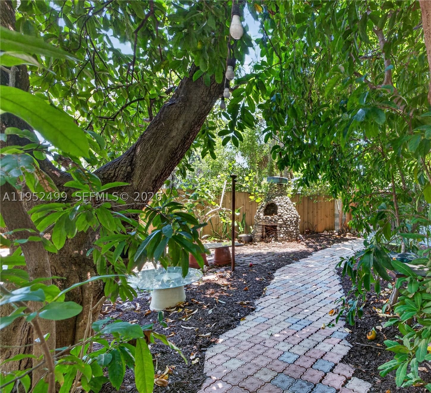 Real estate property located at 732 43rd Ct, Broward, Prospect Gardens, Oakland Park, FL