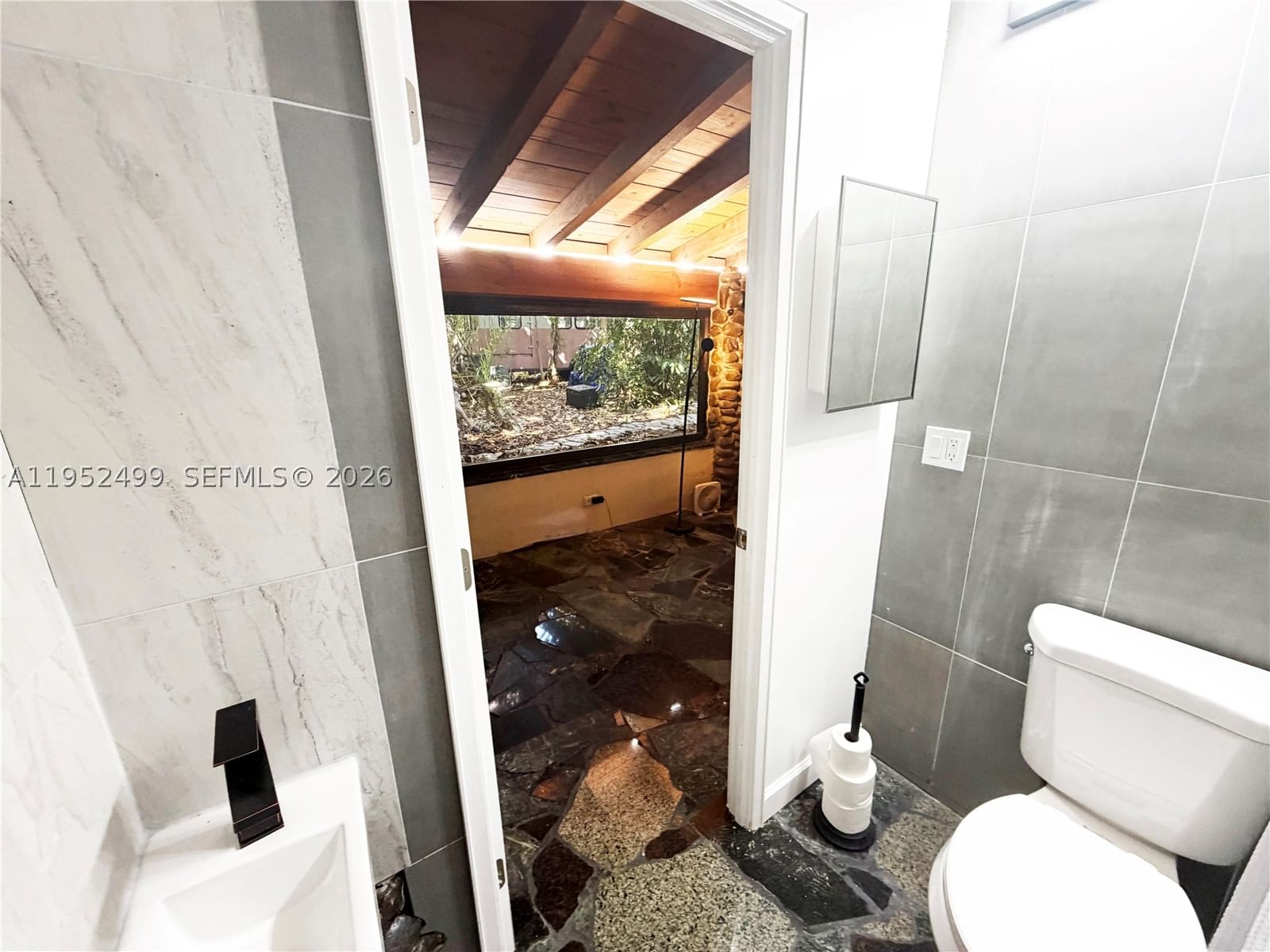 Real estate property located at 732 43rd Ct, Broward, Prospect Gardens, Oakland Park, FL