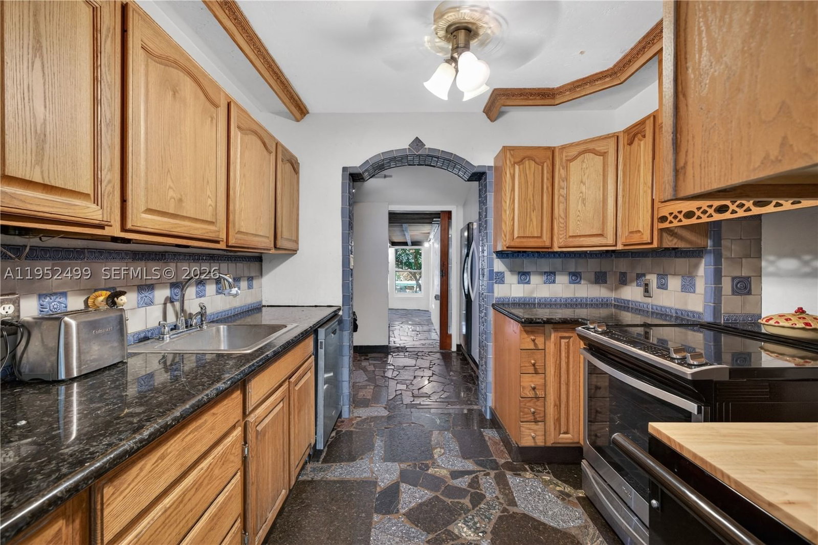 Real estate property located at 732 43rd Ct, Broward, Prospect Gardens, Oakland Park, FL