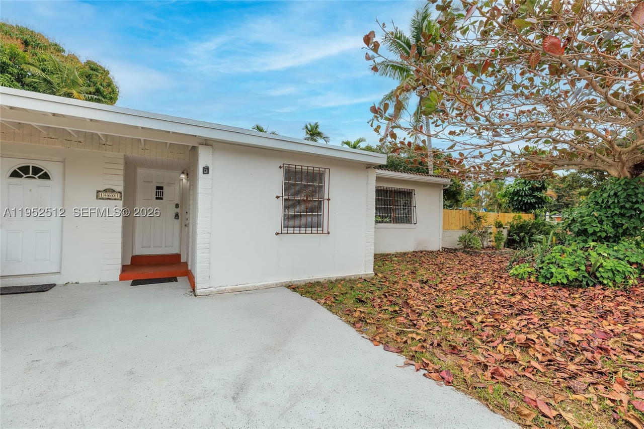 Real estate property located at 14601 10th Ave, Miami-dade, Biscayne Gardens Sec F Pt, Miami, FL