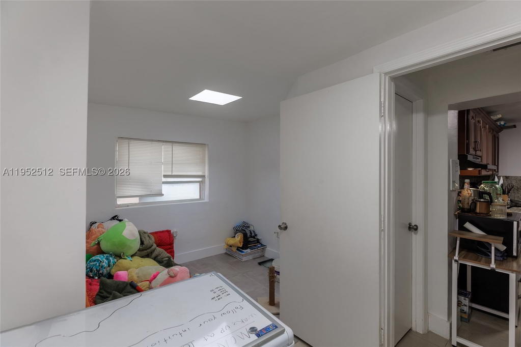 Real estate property located at 14601 10th Ave, Miami-dade, Biscayne Gardens Sec F Pt, Miami, FL