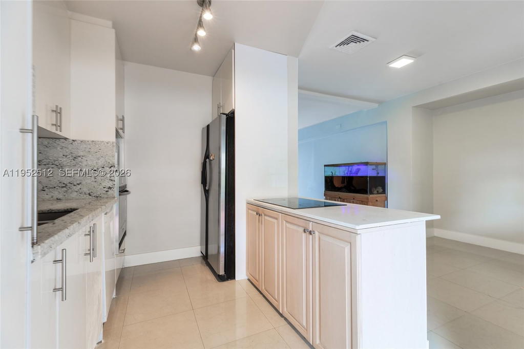 Real estate property located at 14601 10th Ave, Miami-dade, Biscayne Gardens Sec F Pt, Miami, FL