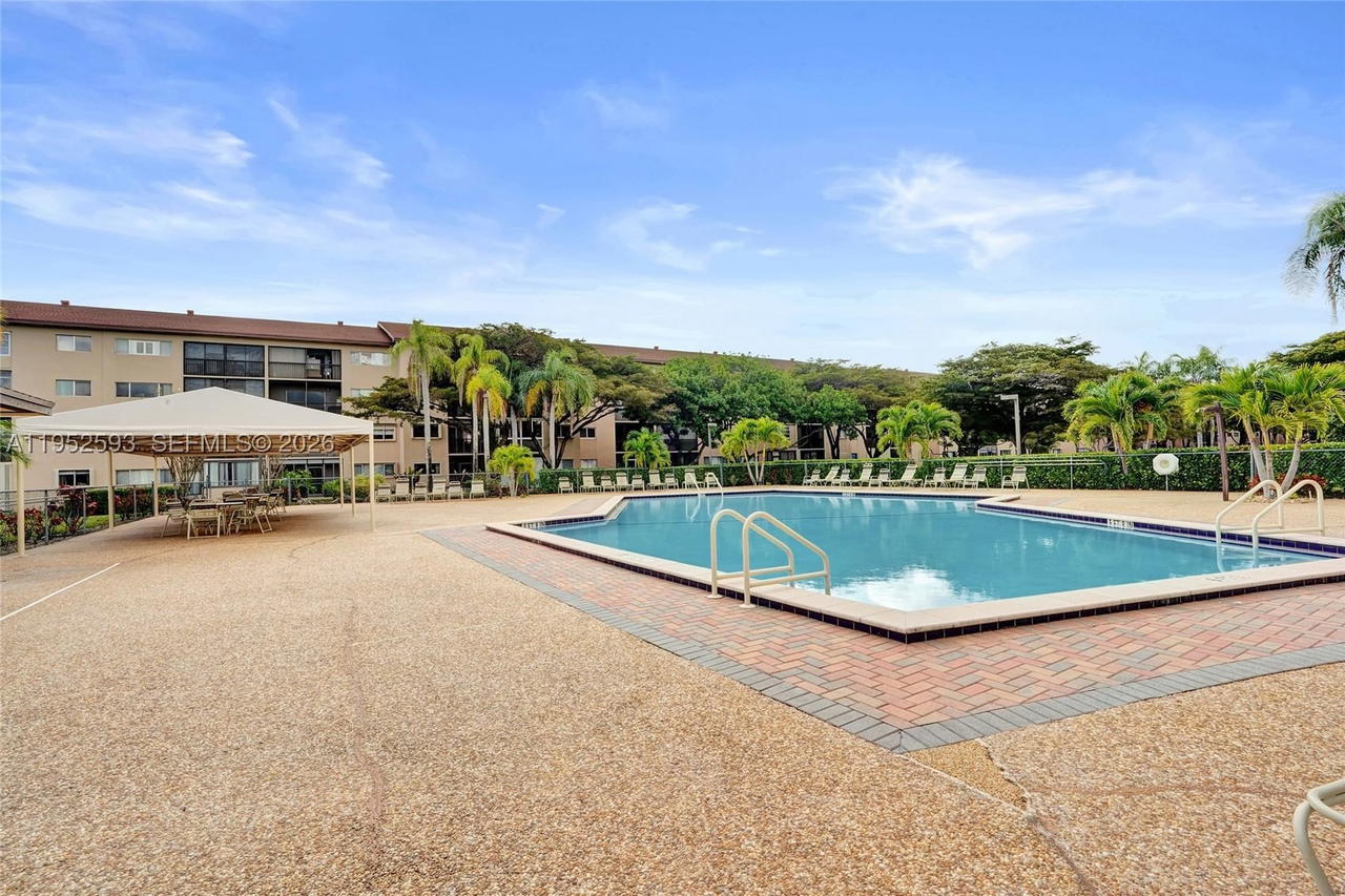 Real estate property located at 12955 16th Ct #314M, Broward, Ivanhoe East At Century V, Pembroke Pines, FL