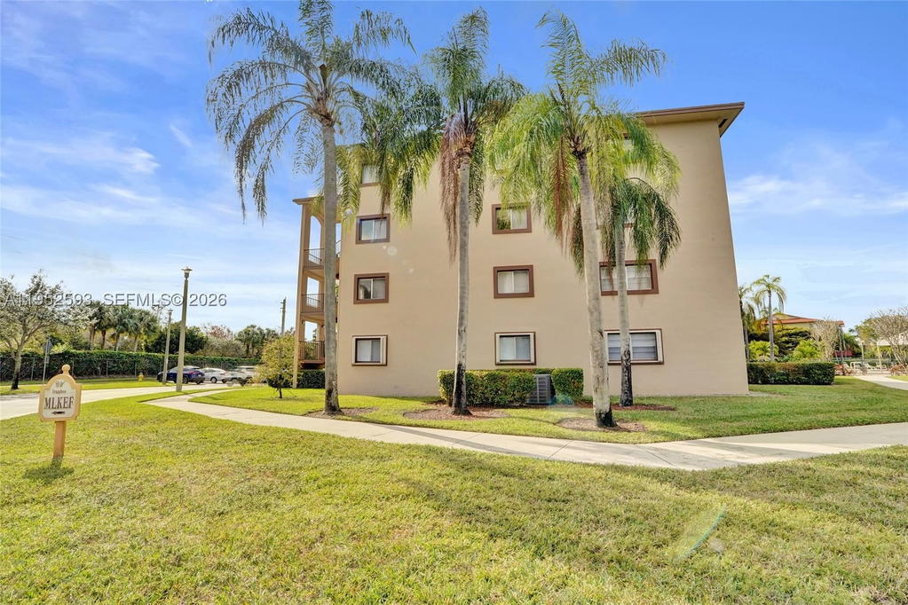Real estate property located at 12955 16th Ct #314M, Broward, Ivanhoe East At Century V, Pembroke Pines, FL