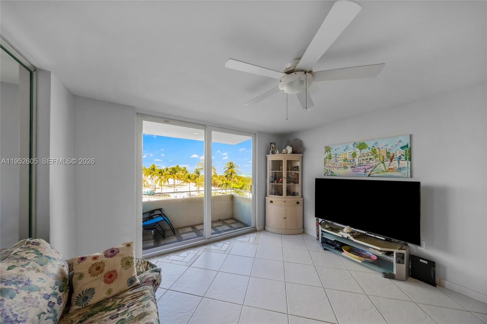 Real estate property located at 465 Ocean Dr #419, Miami-dade, Royal Atlantic Condo, Miami Beach, FL