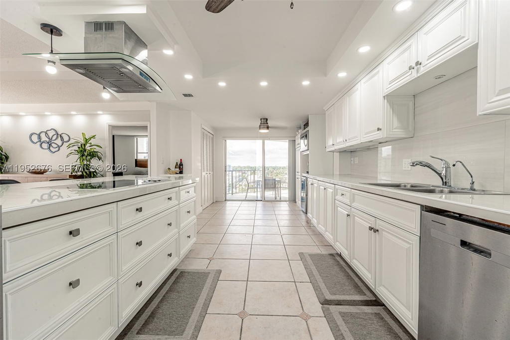Real estate property located at 1800 114th St #909, Miami-dade, Cricket Club, Miami, FL