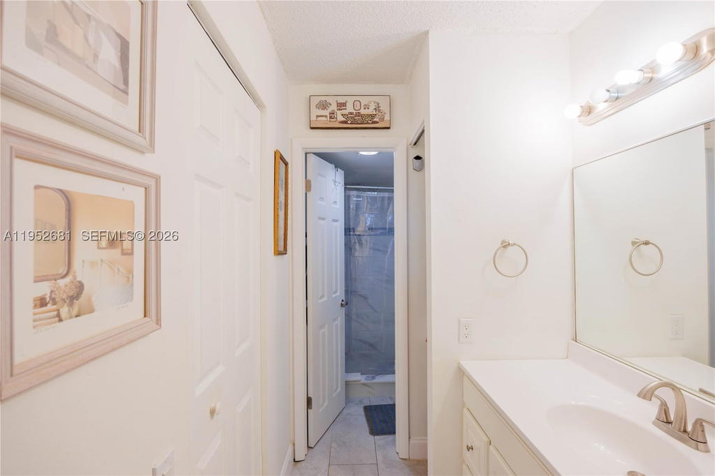 Real estate property located at 9100 Lime Bay Blvd #209, Broward, Lime Bay Condominium 6, Tamarac, FL