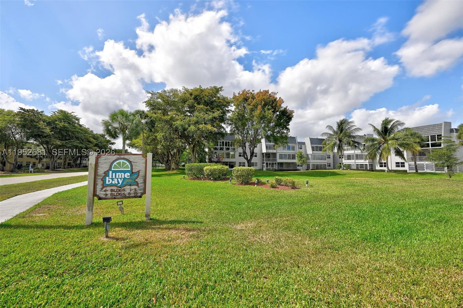 Real estate property located at 9100 Lime Bay Blvd #209, Broward, Lime Bay Condominium 6, Tamarac, FL