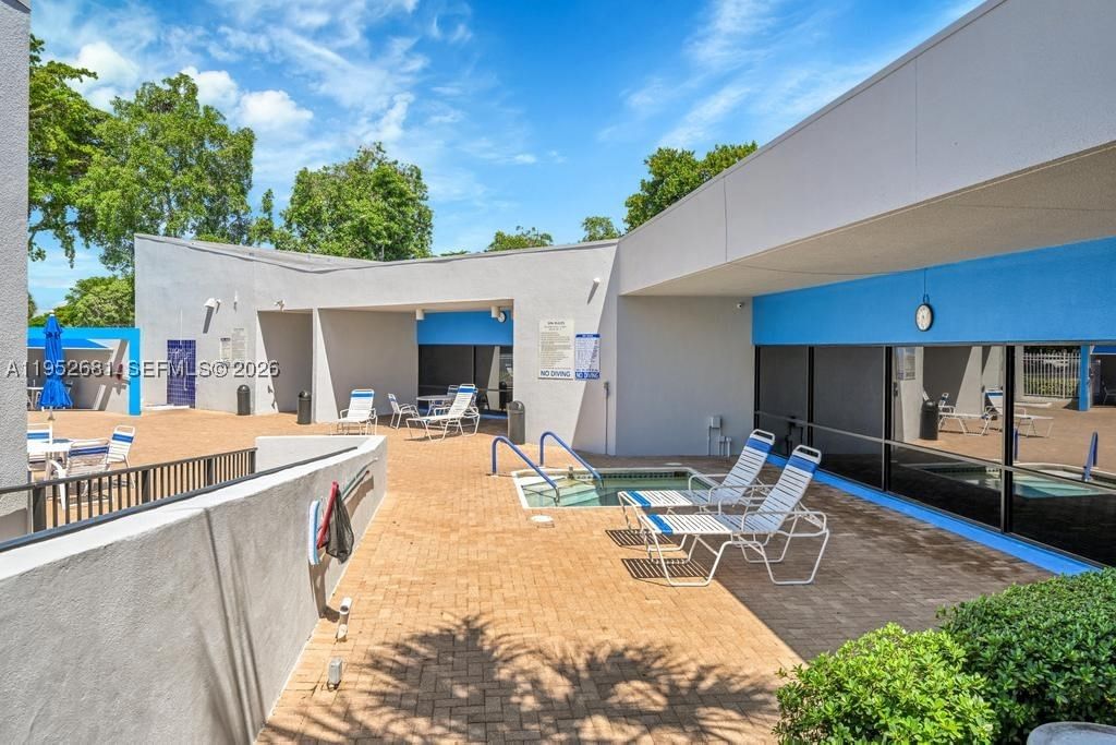 Real estate property located at 9100 Lime Bay Blvd #209, Broward, Lime Bay Condominium 6, Tamarac, FL