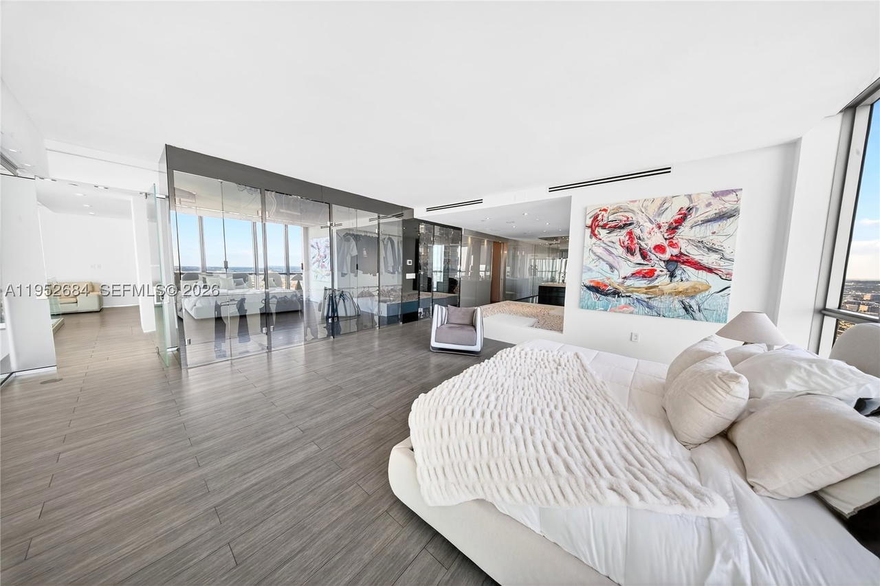 Real estate property located at 1100 Biscayne Blvd #5306, Miami-dade, Marquis Condo, Miami, FL