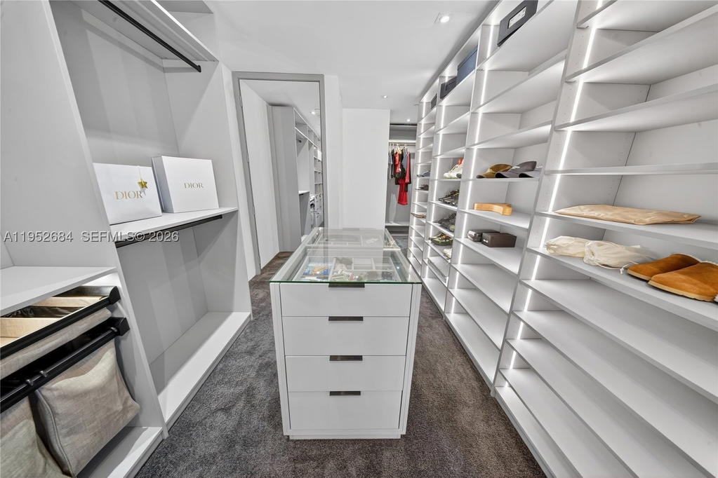 Real estate property located at 1100 Biscayne Blvd #5306, Miami-dade, Marquis Condo, Miami, FL