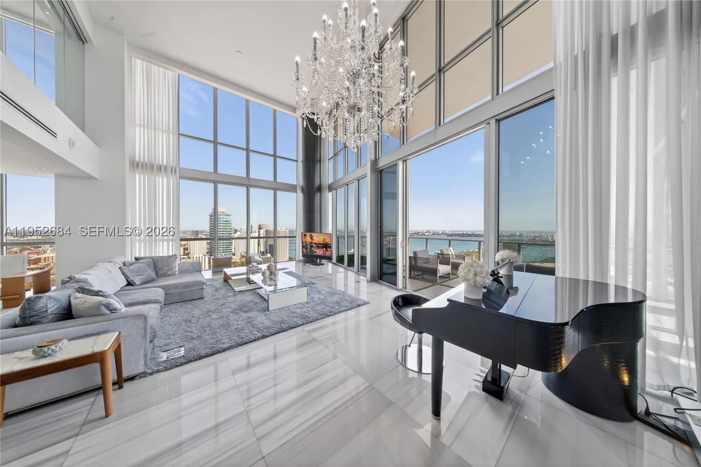 Real estate property located at 1100 Biscayne Blvd #5306, Miami-dade, Marquis Condo, Miami, FL