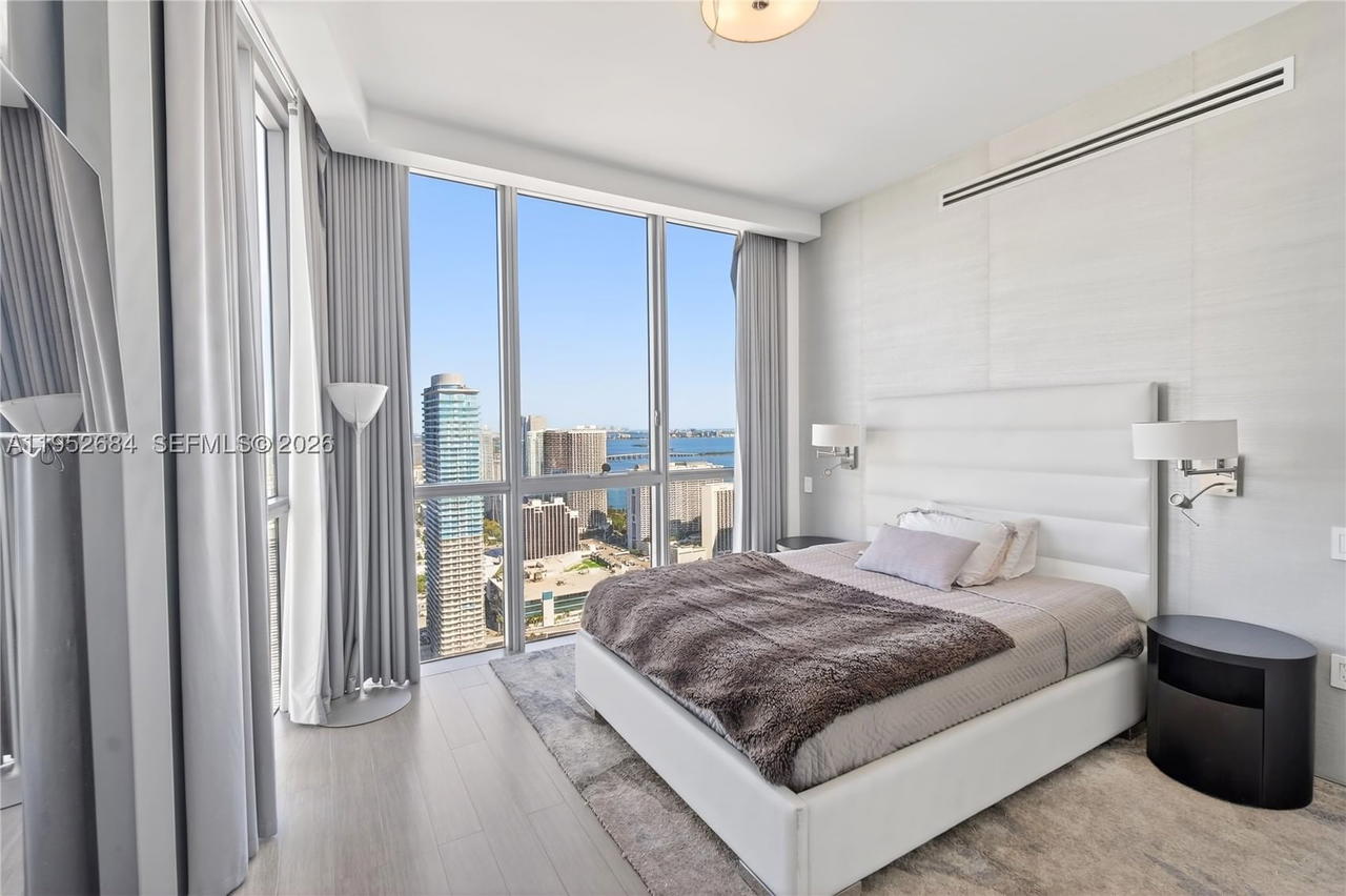 Real estate property located at 1100 Biscayne Blvd #5306, Miami-dade, Marquis Condo, Miami, FL