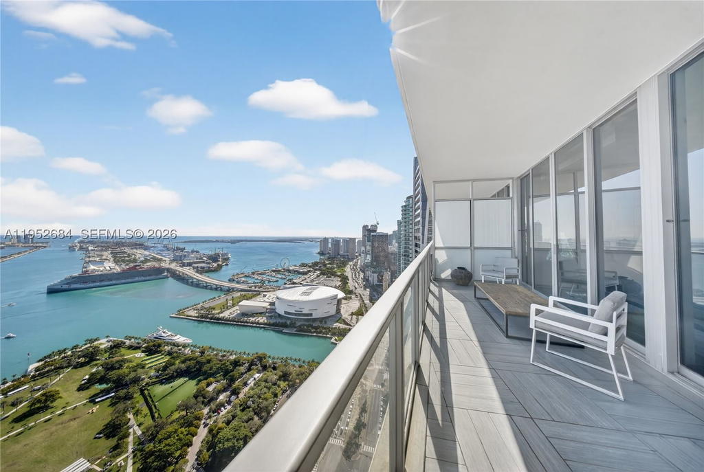 Real estate property located at 1100 Biscayne Blvd #5306, Miami-dade, Marquis Condo, Miami, FL