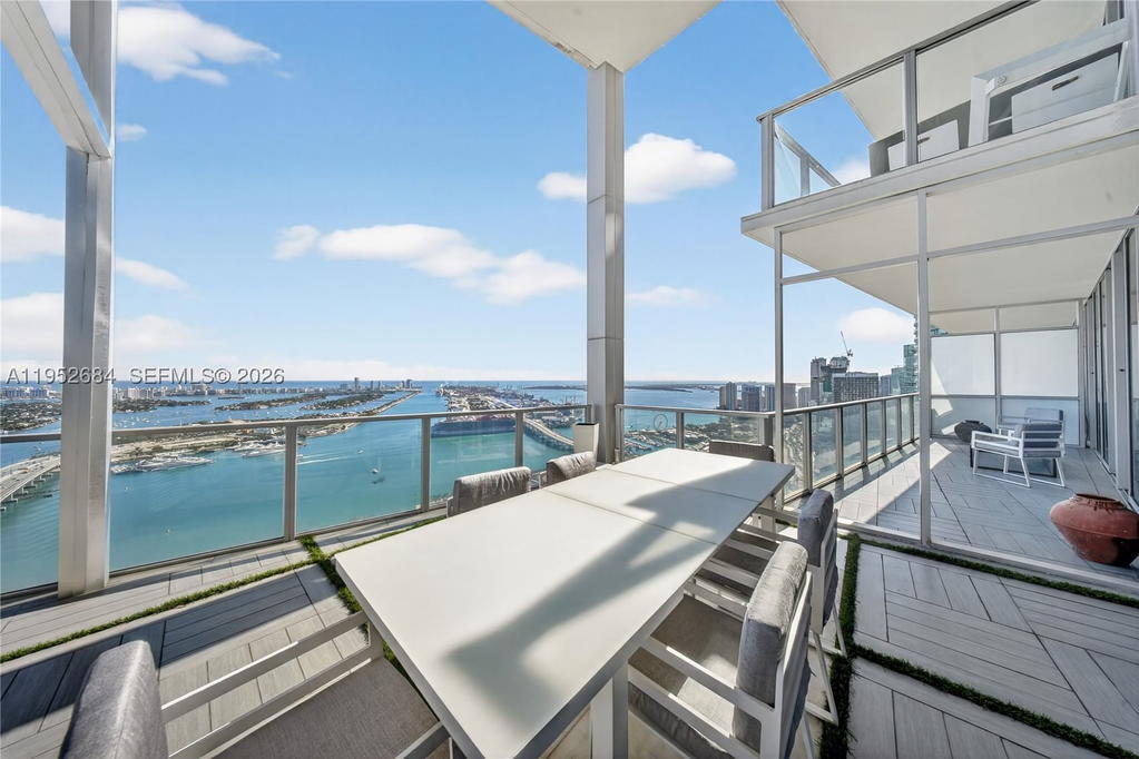 Real estate property located at 1100 Biscayne Blvd #5306, Miami-dade, Marquis Condo, Miami, FL