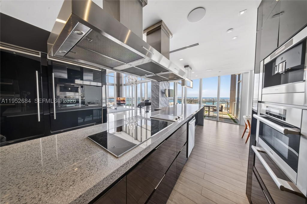 Real estate property located at 1100 Biscayne Blvd #5306, Miami-dade, Marquis Condo, Miami, FL