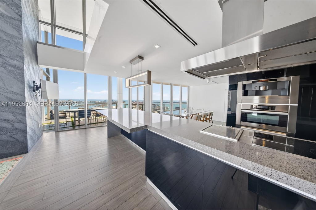 Real estate property located at 1100 Biscayne Blvd #5306, Miami-dade, Marquis Condo, Miami, FL
