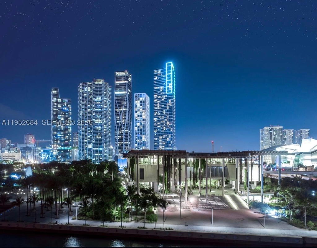 Real estate property located at 1100 Biscayne Blvd #5306, Miami-dade, Marquis Condo, Miami, FL