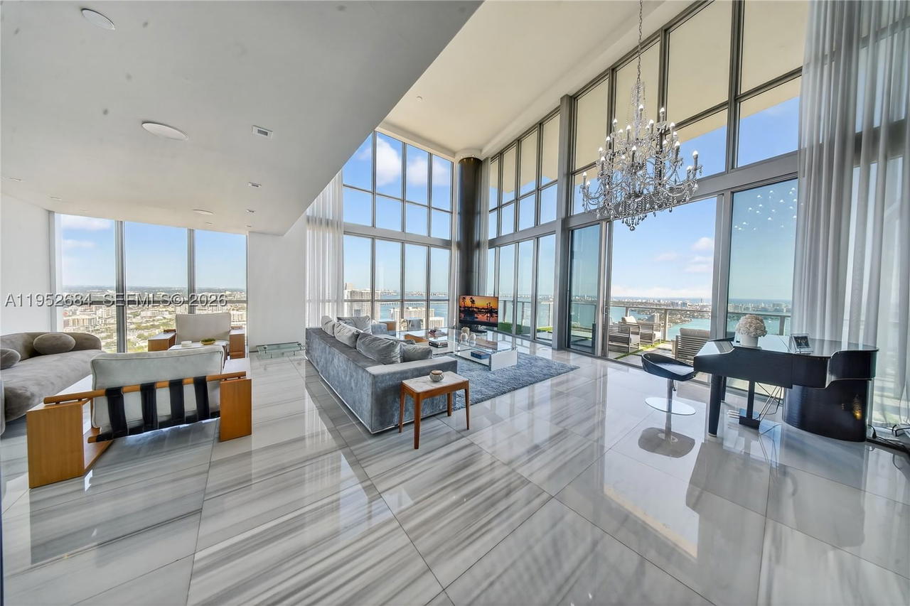 Real estate property located at 1100 Biscayne Blvd #5306, Miami-dade, Marquis Condo, Miami, FL