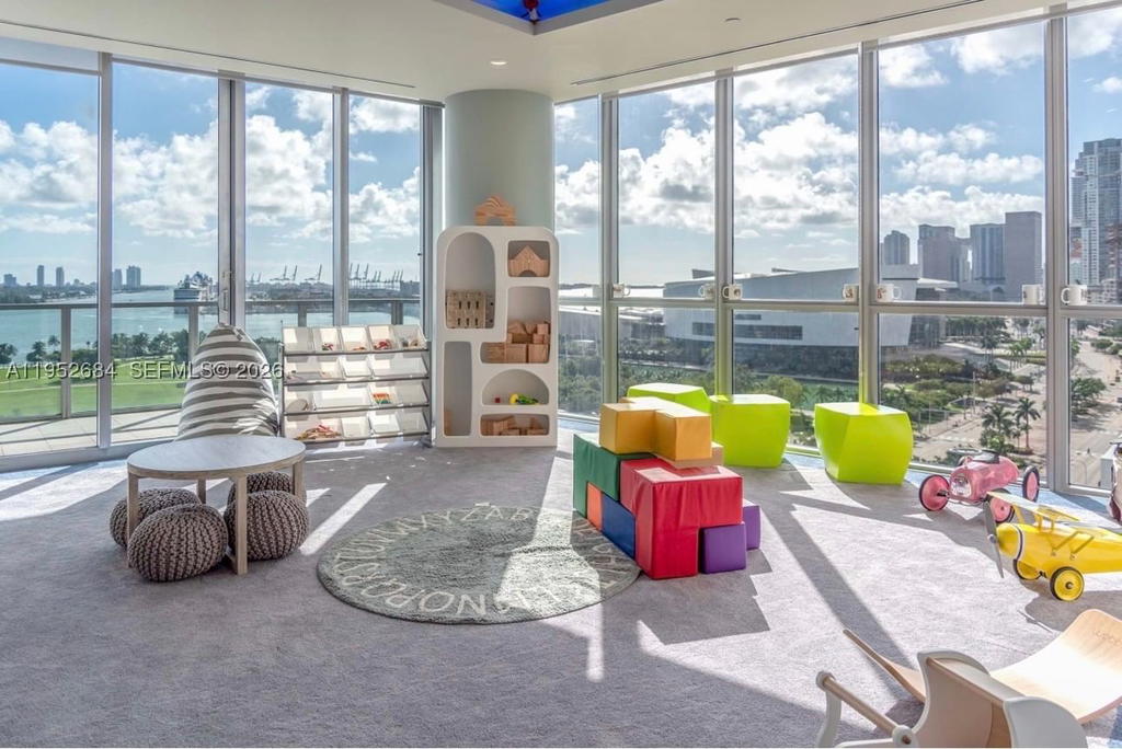 Real estate property located at 1100 Biscayne Blvd #5306, Miami-dade, Marquis Condo, Miami, FL