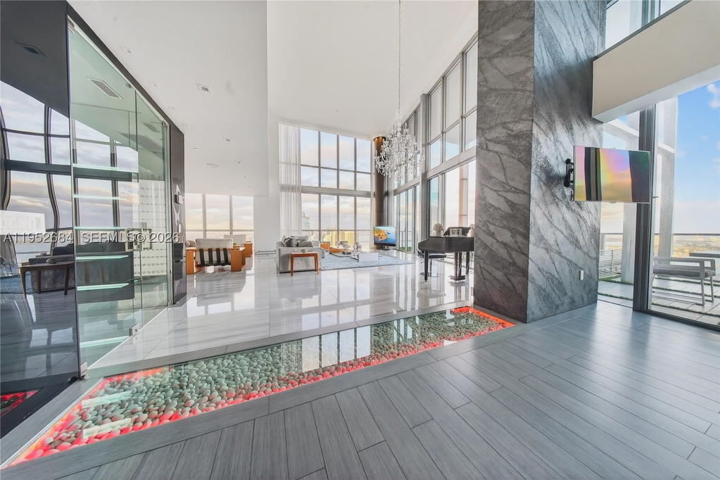 Real estate property located at 1100 Biscayne Blvd #5306, Miami-dade, Marquis Condo, Miami, FL