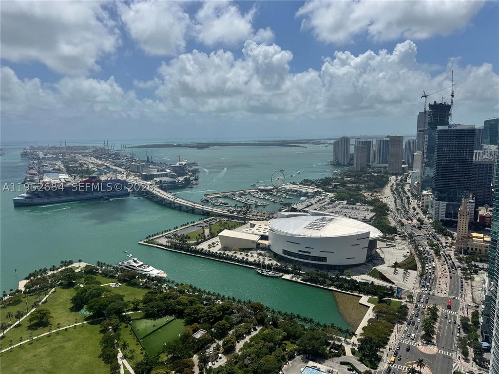 Real estate property located at 1100 Biscayne Blvd #5306, Miami-dade, Marquis Condo, Miami, FL