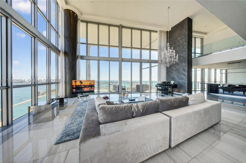 Real estate property located at 1100 Biscayne Blvd #5306, Miami-dade, Marquis Condo, Miami, FL