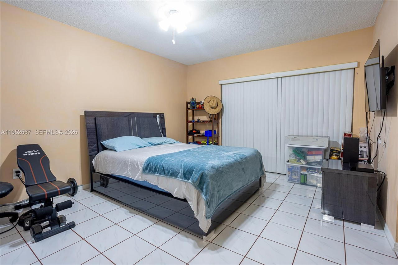 Real estate property located at 699 134th Pl, Miami-dade, Superior Homes Estates, Miami, FL