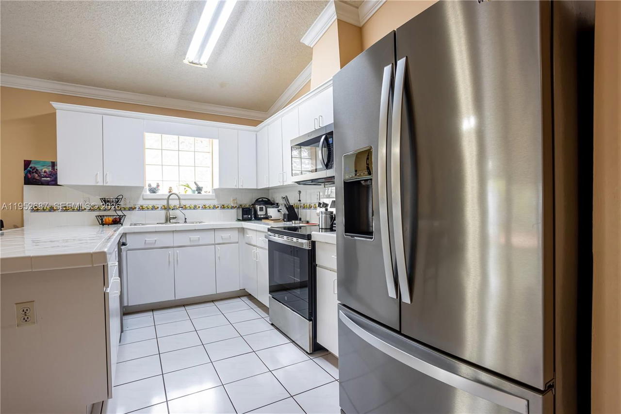 Real estate property located at 699 134th Pl, Miami-dade, Superior Homes Estates, Miami, FL