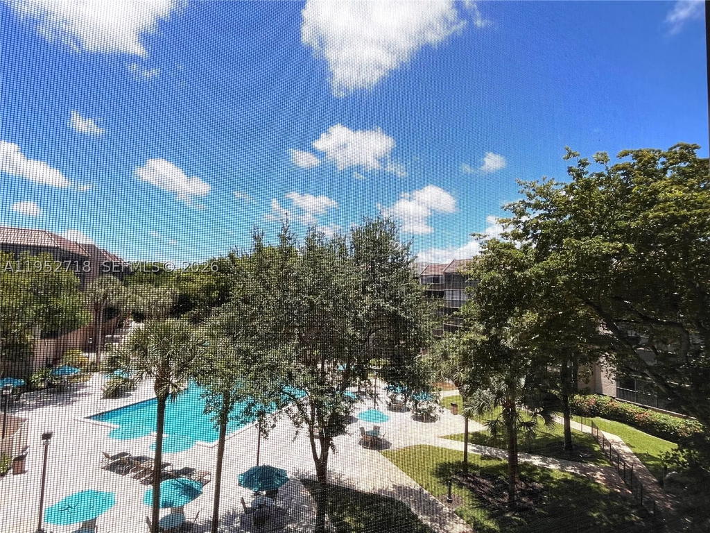 Real estate property located at 2806 46th Ave D537, Broward, Grandview At Emerald Hill, Hollywood, FL