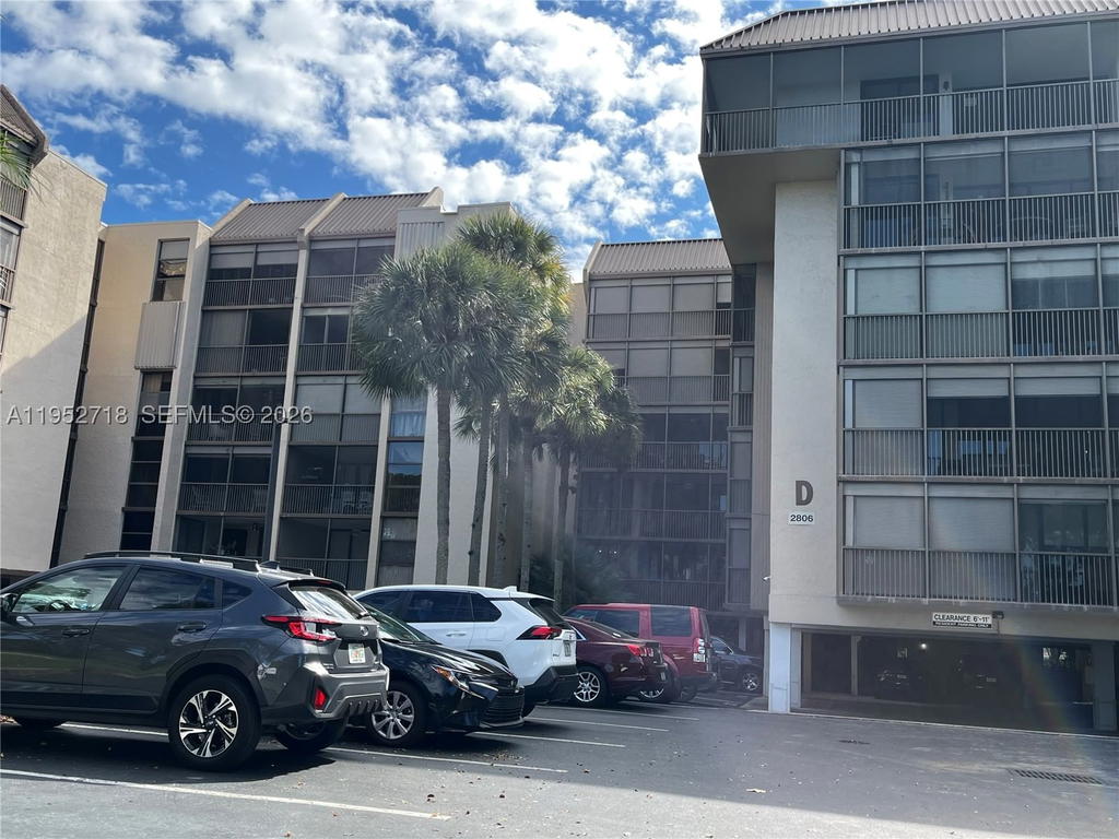 Real estate property located at 2806 46th Ave D537, Broward, Grandview At Emerald Hill, Hollywood, FL