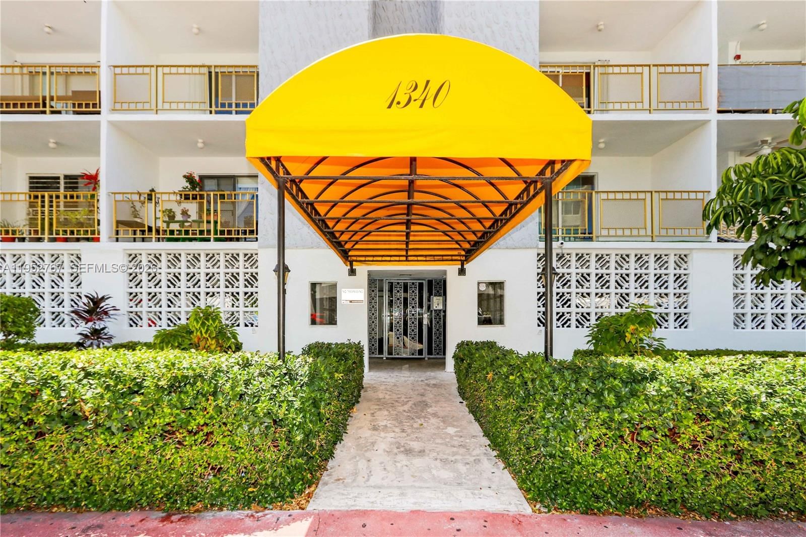 Real estate property located at 1340 Lincoln Rd #708, Miami-dade, Golden House Condo, Miami Beach, FL