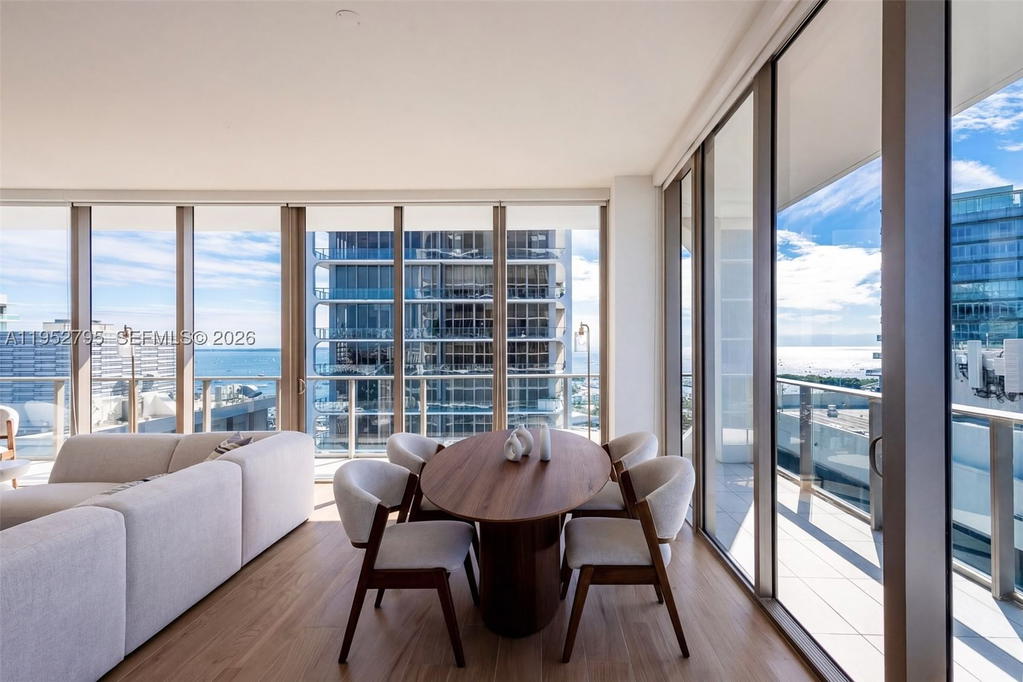 Real estate property located at 2678 Tigertail Ave #1707, Miami-dade, Mr C Residences, Miami, FL