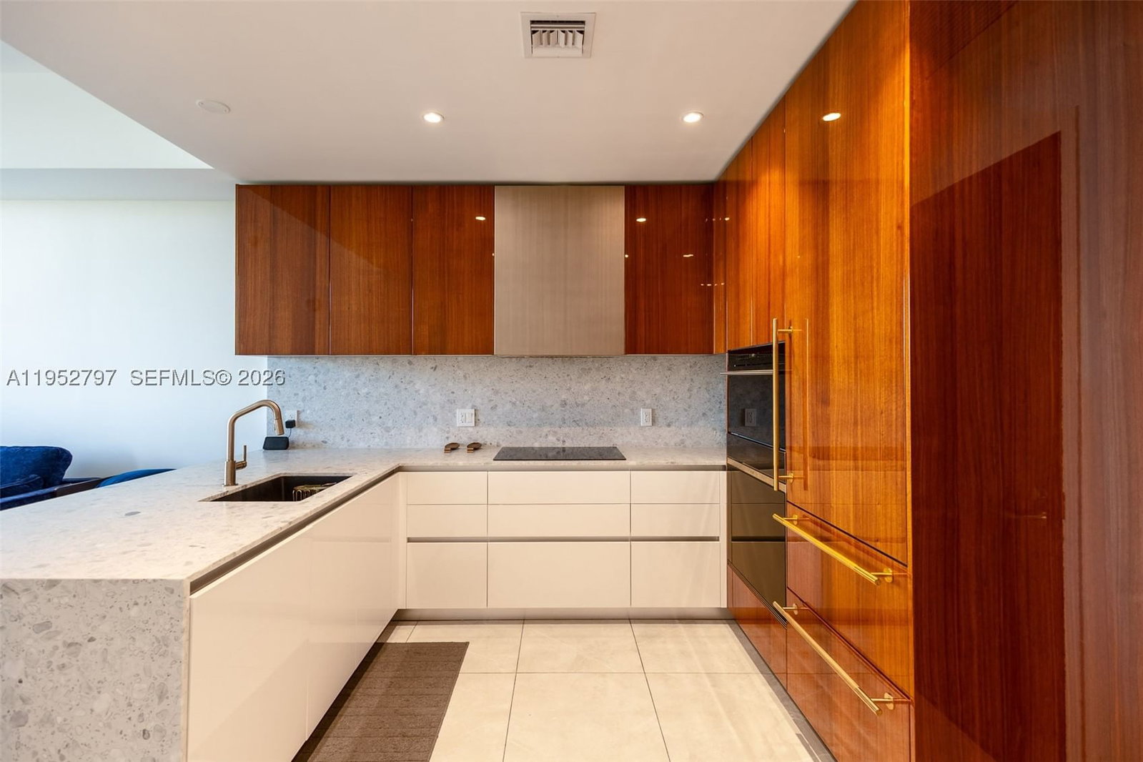 Real estate property located at 2678 Tigertail Ave #612, Miami-dade, Mr C Residences, Miami, FL