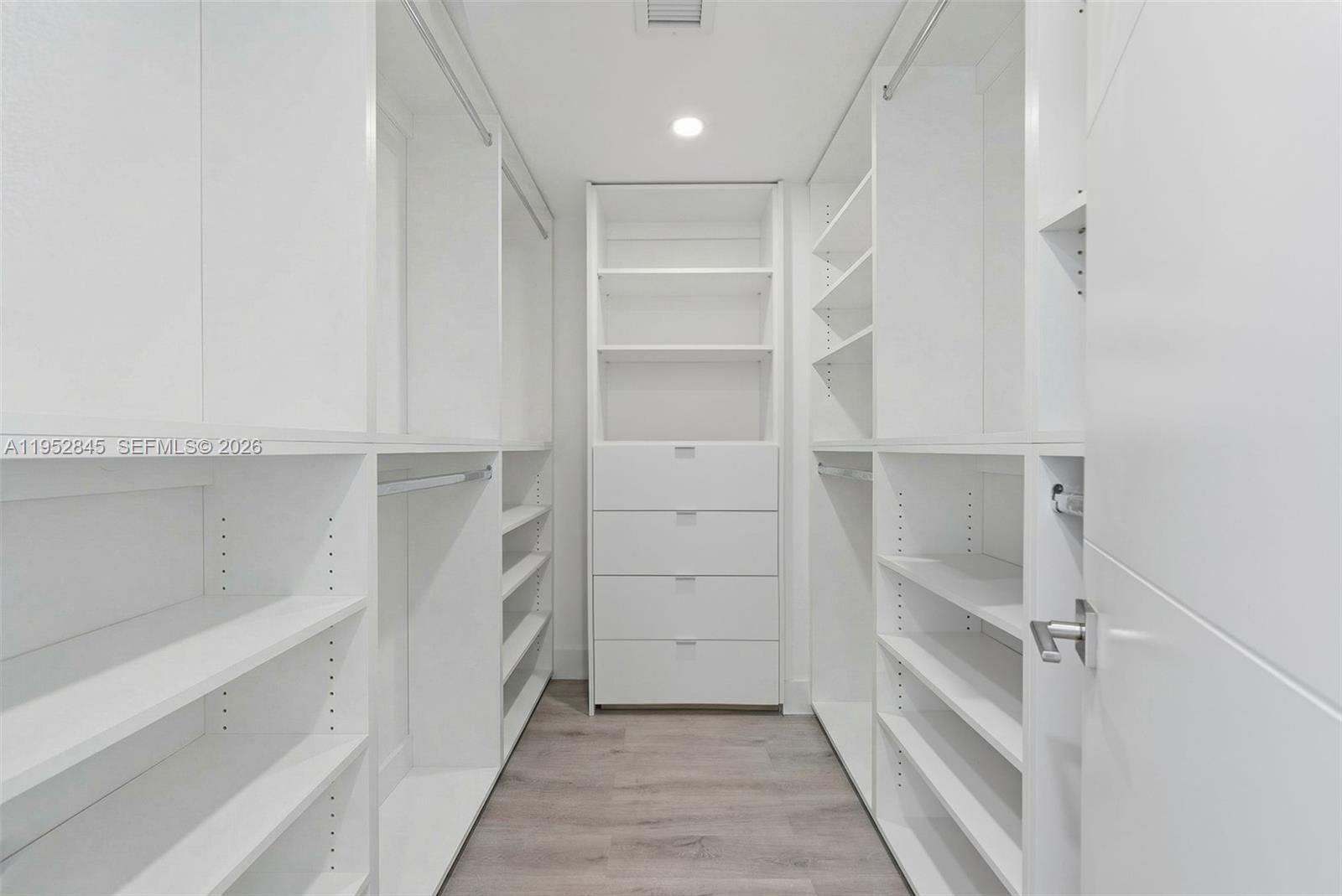 Real estate property located at 5005 Collins Ave #415, Miami-dade, The Carriage Club North C, Miami Beach, FL
