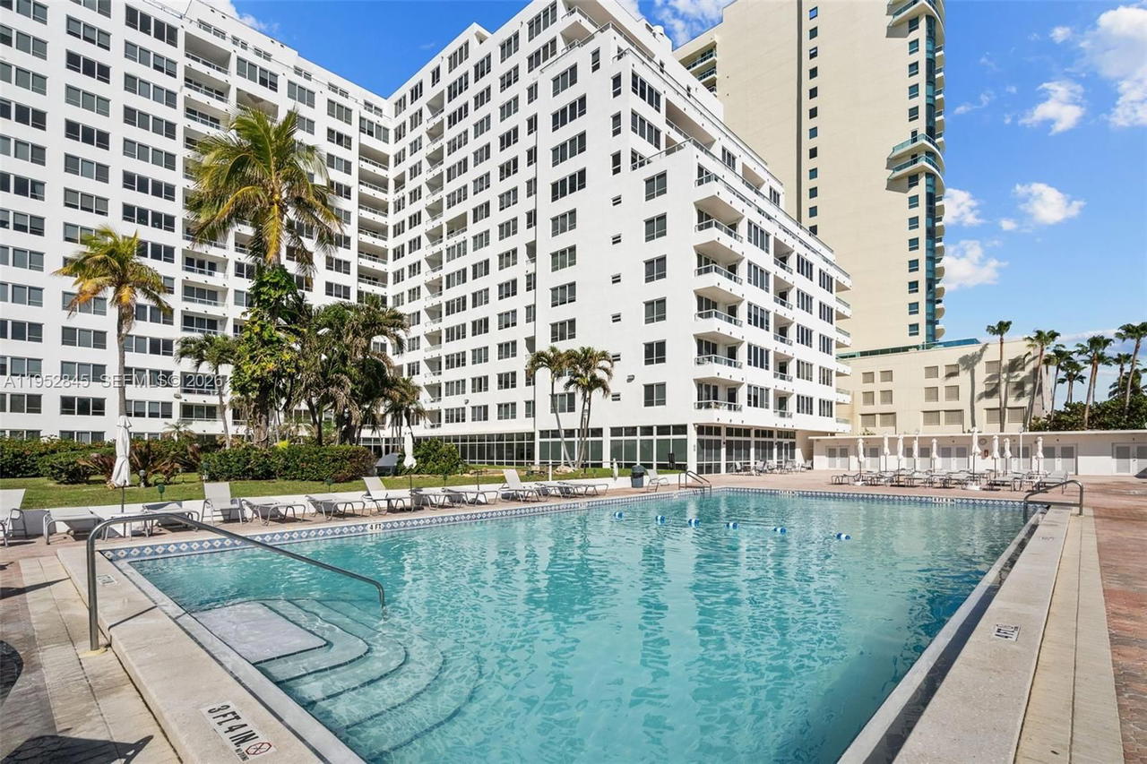 Real estate property located at 5005 Collins Ave #415, Miami-dade, The Carriage Club North C, Miami Beach, FL