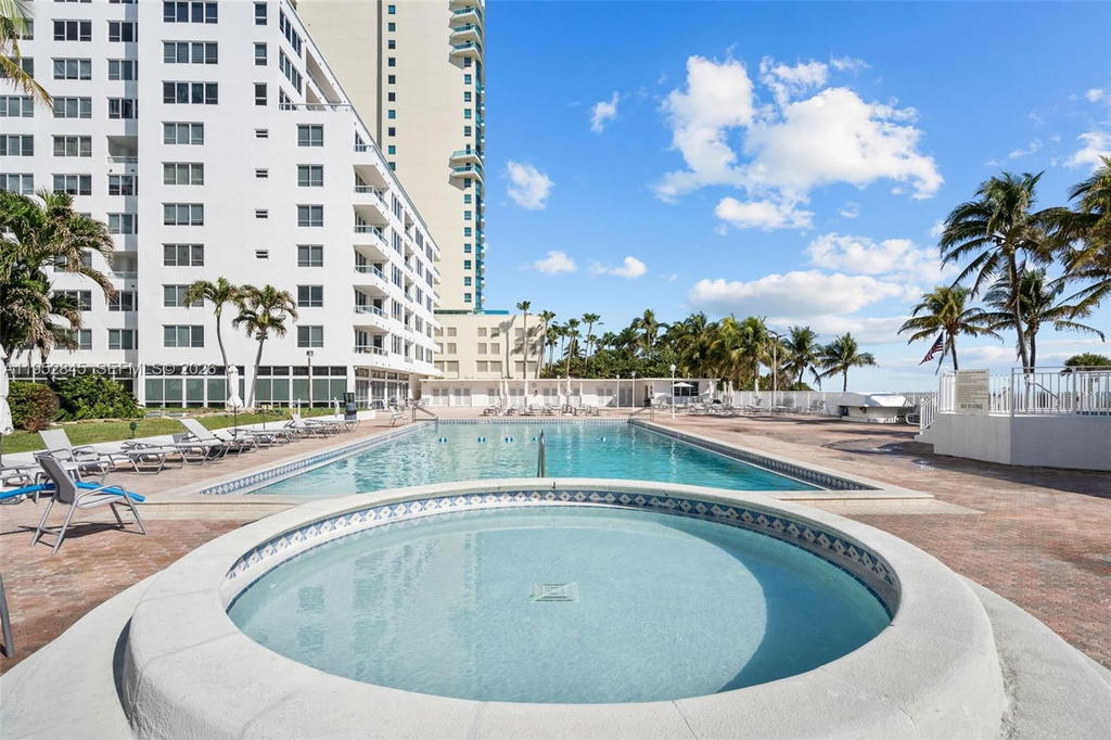 Real estate property located at 5005 Collins Ave #415, Miami-dade, The Carriage Club North C, Miami Beach, FL