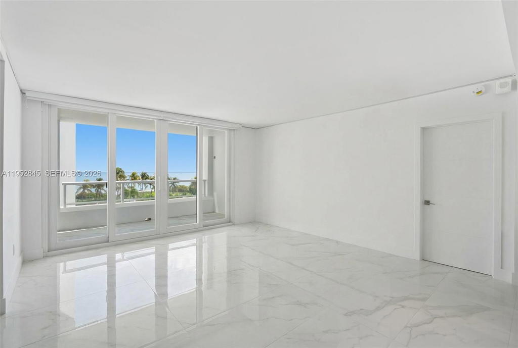 Real estate property located at 5005 Collins Ave #415, Miami-dade, The Carriage Club North C, Miami Beach, FL