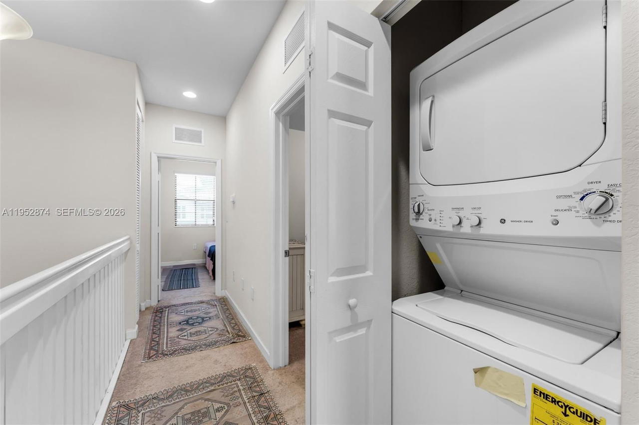 Real estate property located at 3213 7th Ct, Miami-dade, Martinique At Oasis Repla, Homestead, FL