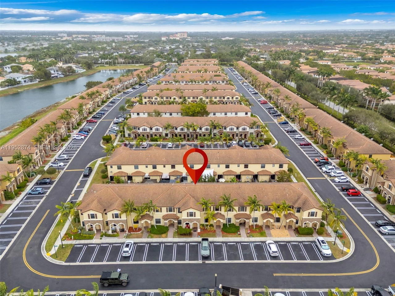 Real estate property located at 3213 7th Ct, Miami-dade, Martinique At Oasis Repla, Homestead, FL