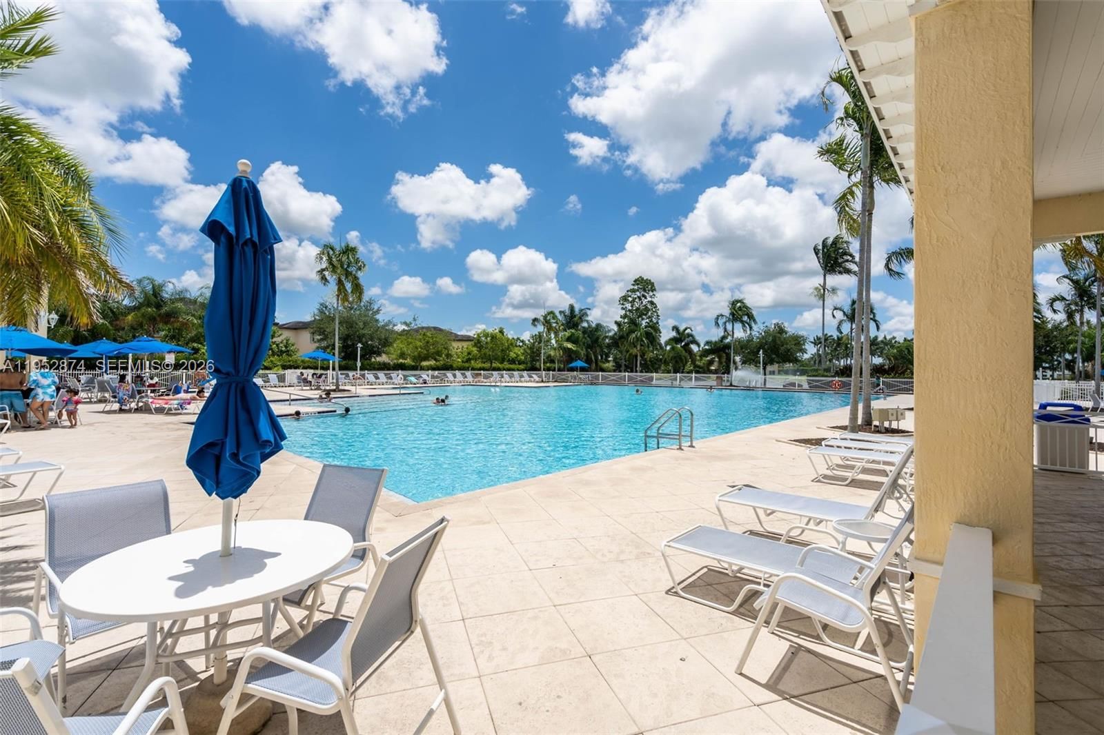 Real estate property located at 3213 7th Ct, Miami-dade, Martinique At Oasis Repla, Homestead, FL