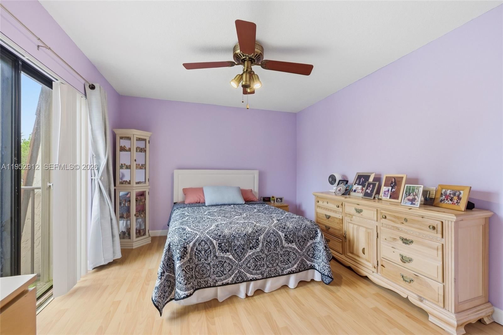 Real estate property located at 1172 118th Ter, Broward, Village At Lake Pine Ii, Davie, FL