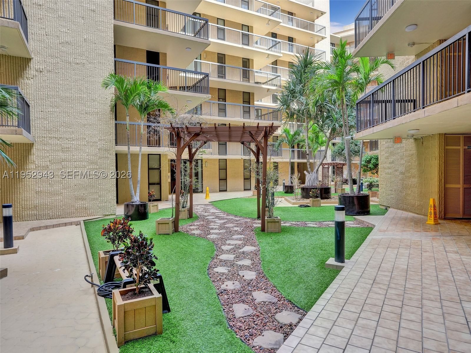 Real estate property located at 1167 Hillsboro Mile #607, Broward, Overlook Condo, Hillsboro Beach, FL