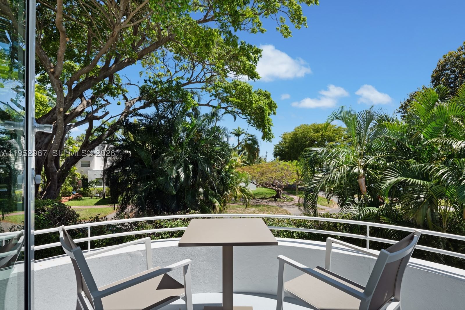 Real estate property located at 4580 Post Ave, Miami-dade, Surprise Lake, Miami Beach, FL
