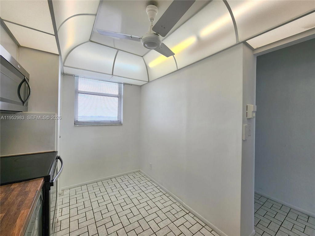 Real estate property located at 3703 166th St #905, Miami-dade, Coral Isle East Condo, North Miami Beach, FL