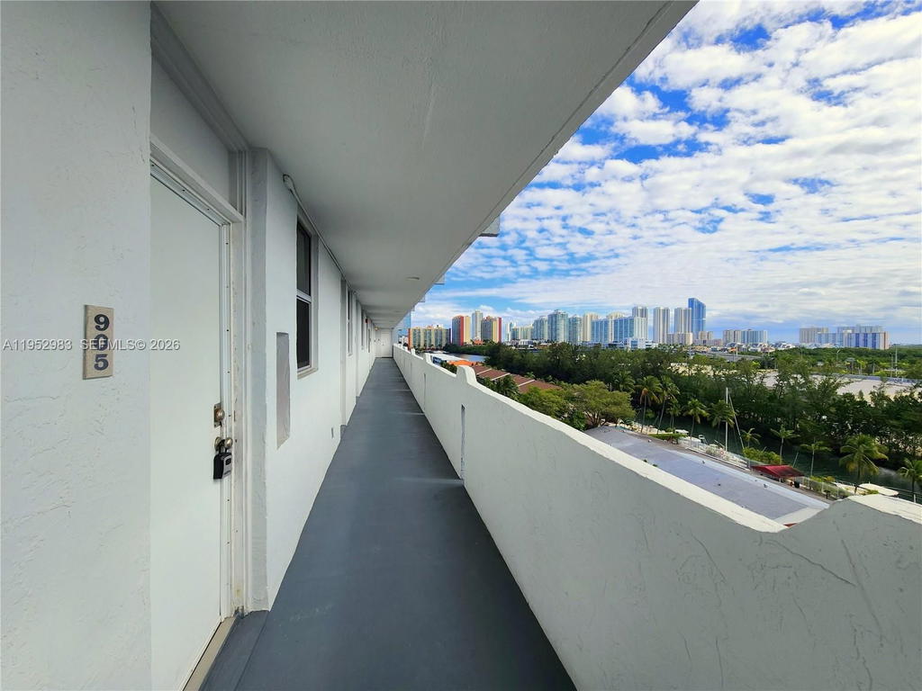 Real estate property located at 3703 166th St #905, Miami-dade, Coral Isle East Condo, North Miami Beach, FL