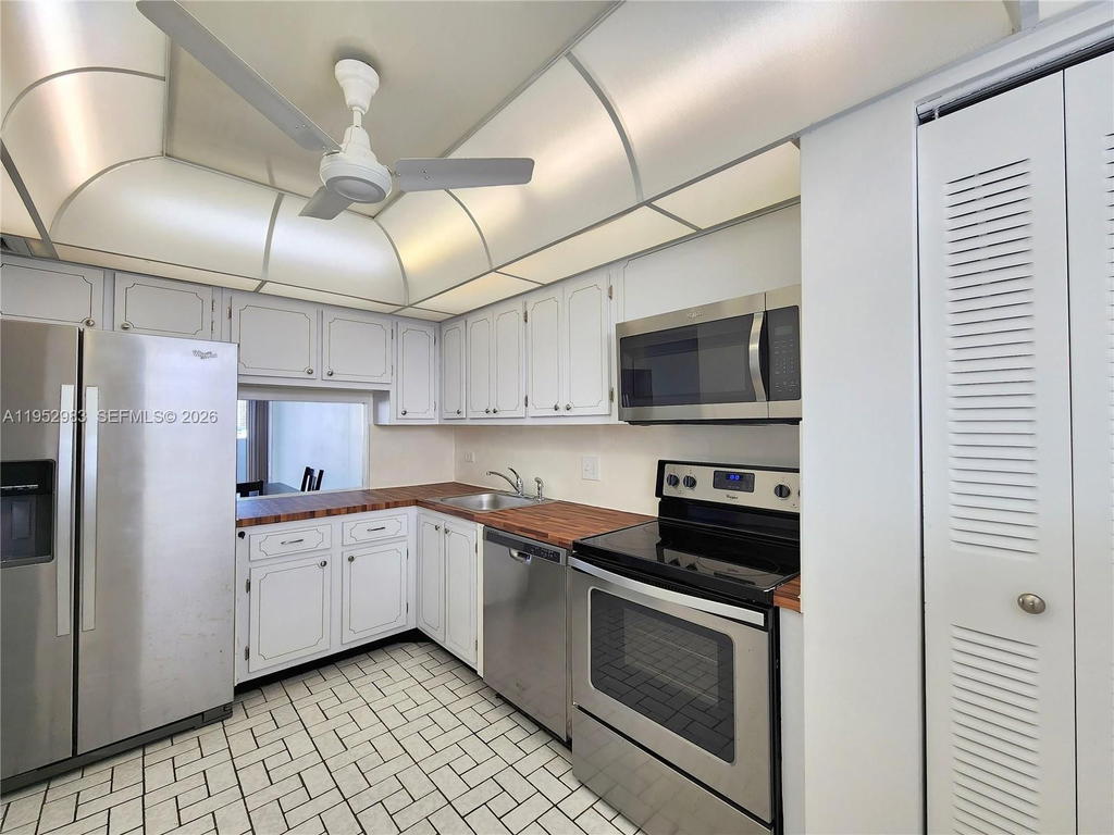 Real estate property located at 3703 166th St #905, Miami-dade, Coral Isle East Condo, North Miami Beach, FL