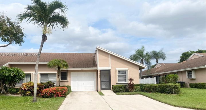Real estate property located at 8089 Sweetbriar Way, Palm Beach, Whisper Walk Sec C Condo, Boca Raton, FL