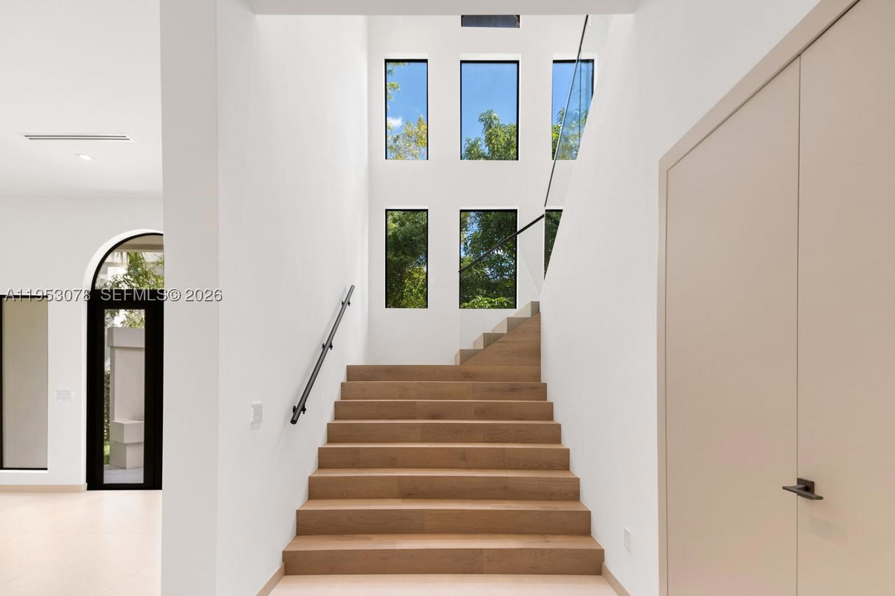 Real estate property located at 17805 158th St, Miami-dade, Lindbergh's Landing, Miami, FL
